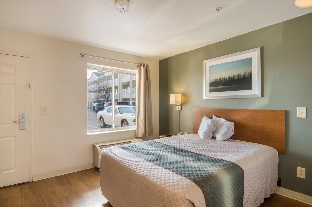 Motel Hometowne By Red Roof Denver - Airport/aurora Aurora